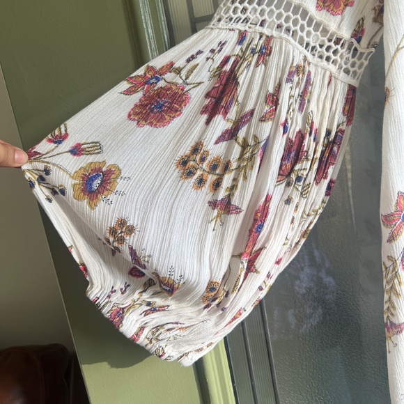 Dress - Picture 2 of 5